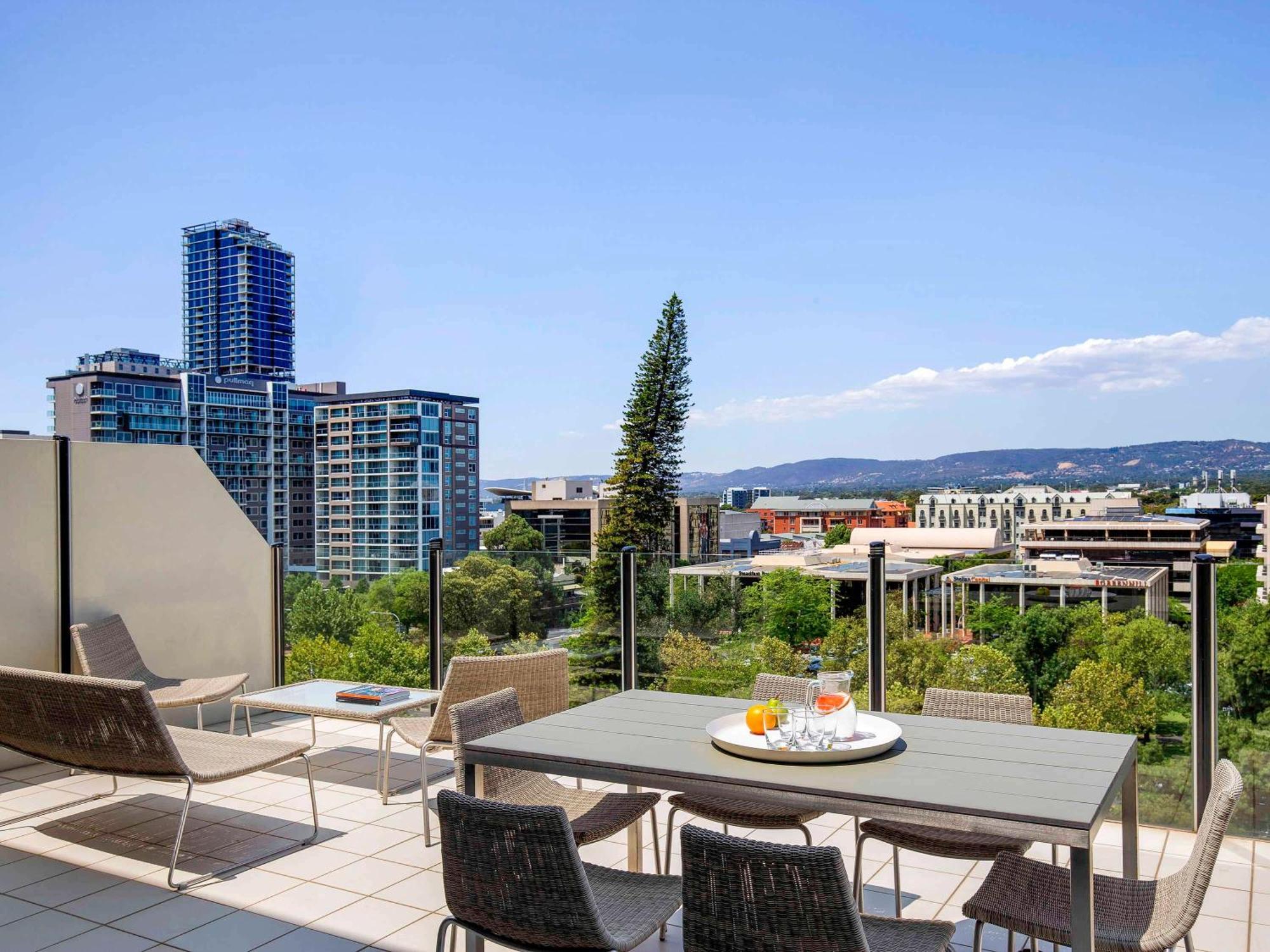 Mantra Hindmarsh Square Hotel Adelaide Eksteriør billede