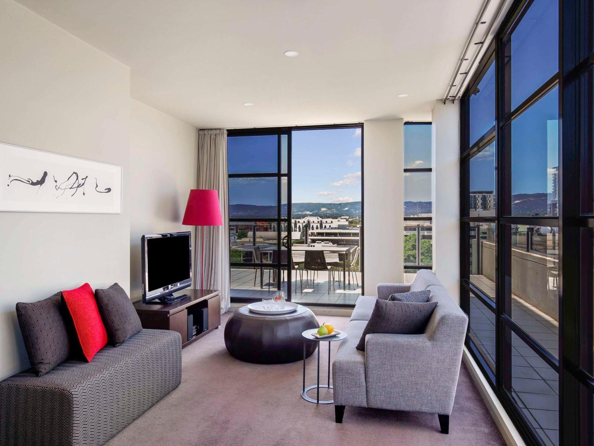 Mantra Hindmarsh Square Hotel Adelaide Eksteriør billede